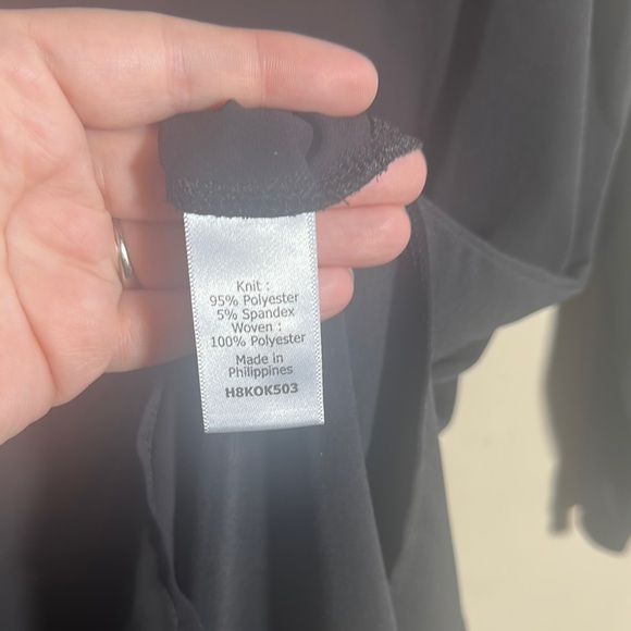 41 Hawthorn Black Asymmetrical‎ Top | Large - Picture 3 of 3